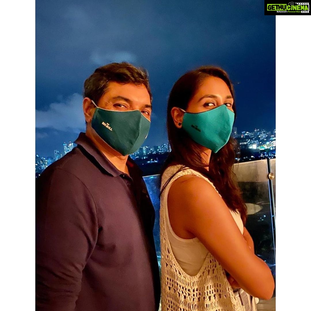 Nikita Dutta Instagram - Mask up with #TheBigBull 😷🥰💪 Absolutely love them! Thank you @kookievgulati @rpamanigulati