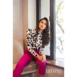 Nikita Dutta Instagram – All hearts ππ€π.
.
For @tlj_magazine
πΈ: @navindhyaniphoto
π: @ayeshasethstudio
Hair: @satishgole03
Styling: @himadangwal
ππ: @missfetchofficial
Accessories: @diamantinafinejewels
Location: @earthcafewaterfield Earth Cafe