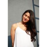 Nikita Dutta Instagram – Morning sun on today’s menu ☀️ .
📸: @nirali.11
HMU: @shibu_shimmer