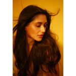 Nikita Dutta Instagram – 🌞🌞
.
.
📸: @nirali.11
HMU: @shibu_shimmer