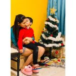 Nikita Dutta Instagram – Christmas came early this season.
My merriest one. 🎄🎅🎉🍒
#ObsessedAunt #UntilNextTime