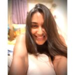 Nikita Dutta Instagram - Note to self: stop binge-watching. 🤭🦄