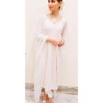 Nikita Dutta Instagram - Overwhelmed with all the love last night at the Dahi handi utsav. 😇🙏. . Styled by @jaferalimunshi Outfit by @bypriyadixit HMU @shibu_shimmer Managed by @exceedentertainment Kothrud, Pune