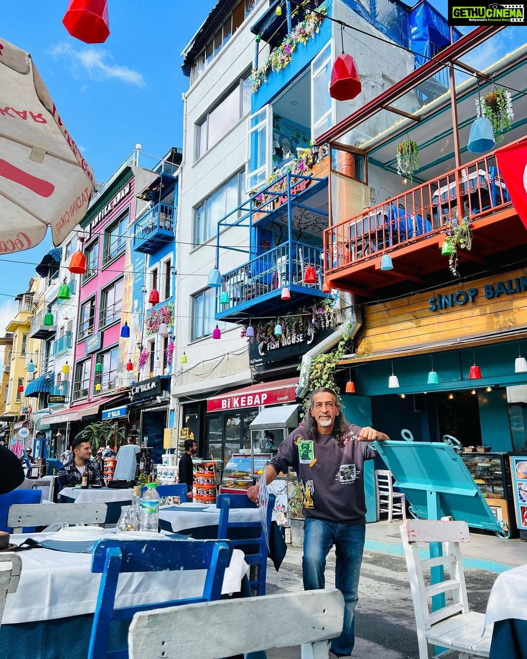 Nikita Dutta Instagram - The photo dump called “36 hours in Istanbul” Secretly not counting this trip because this city definitely deserves more time. ❤️ 🇹🇷 . . . #Istanbul #Turkey #Baklava #BosphorusBridge #GalataBridge #hafizmustafa1864 #TaksimSquare #Tantuni #DonerKebab