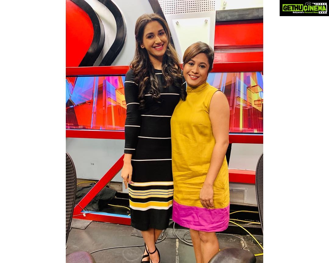 Nikita Dutta Instagram - About yesterday with the lovely Tanvi Shukla on @mirrornow_in Catch the repeat today at 12.30pm 🦄 #Aafat #MXPlayer #MXOriginals