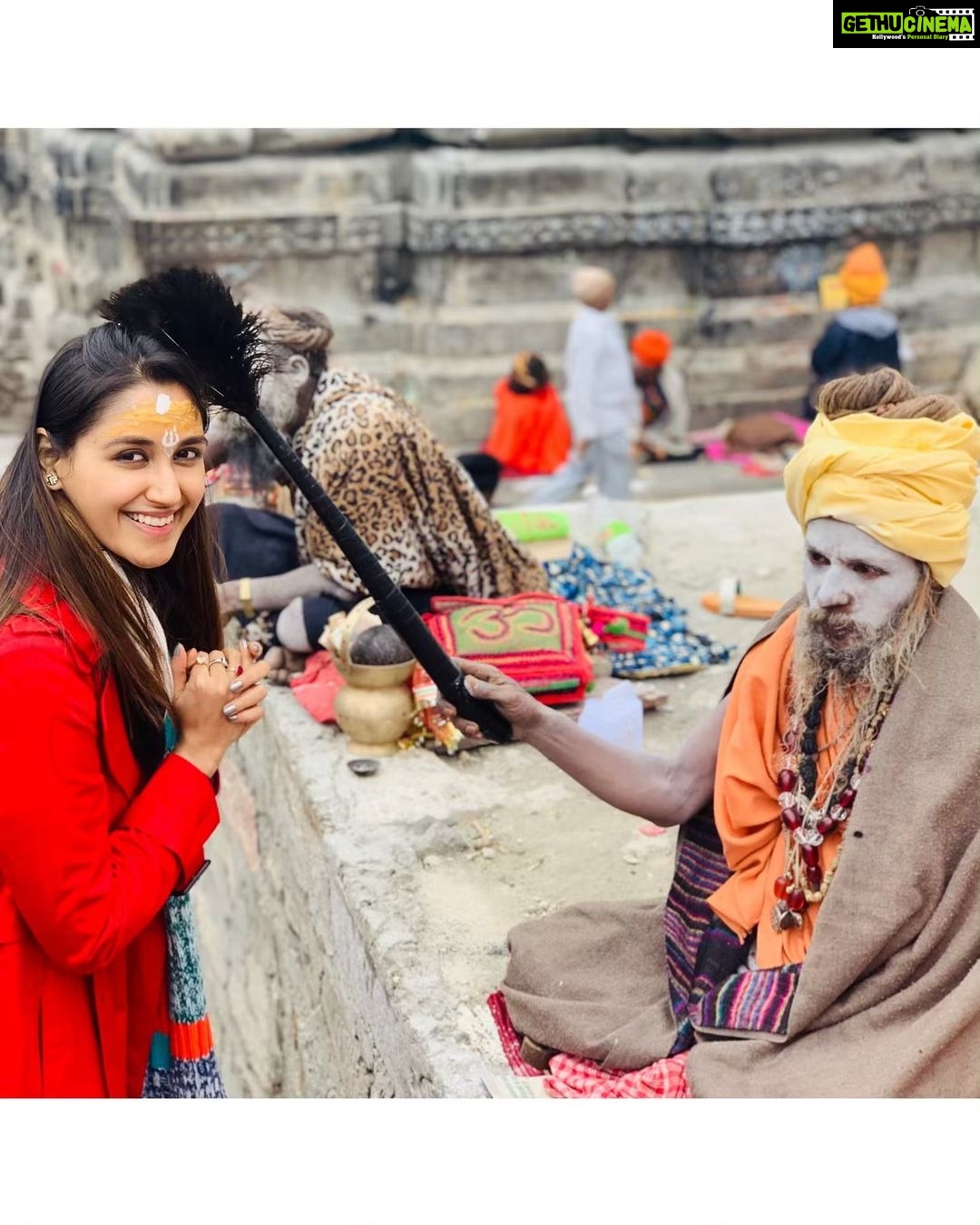 Nikita Dutta Instagram - Kedarnath ke rang. . . #HarHarMahadev #SBS #AbpNews
