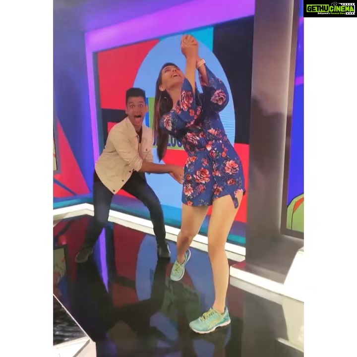 Nikita Dutta Instagram - The best of #VivoIPLUnplugged today 🏏 . #VivoIPL2019 #StarSports #Cricket Star TV, Urmi Estate