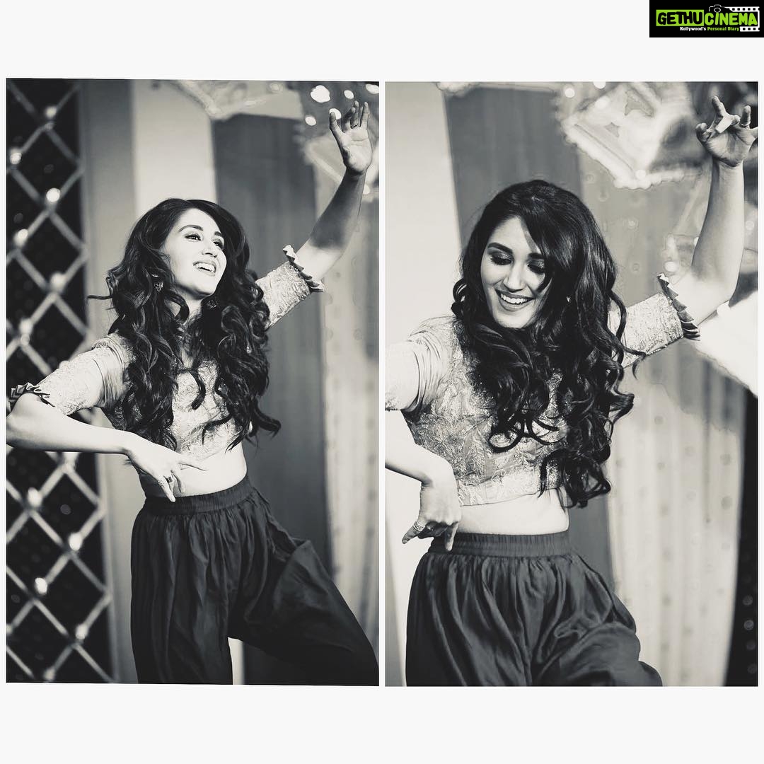 Nikita Dutta Instagram - Dancing in weddings can make you look like a lunatic. But you must do it. 🦄💫✨