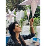 Nikita Dutta Instagram - A fanciful scintilla of stars, just pretend it’s real 🦄 Olive Bar & Kitchen