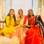 Niranjani Ahathian Instagram - The happiness the loved ones bring is priceless ♥️♥️😘😘 ( my crazyyyyyy sisters😘😘😘😘😘 love you to the moon and back ♾🧿🤗🧿♾♾🤗🤗) @itsvg @kanithiru10