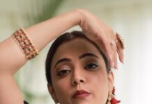 Nisha Agarwal Instagram - This Diwali don’t burn Patakas, be the pataka! Feeling like an absolute cracker in this stunning outfit by @ridhimehraofficial and jewelry by @shoppaksha MUAH @khush.mua 📸 @piyushtanpureandco #indianwedding #indianweddingwear #indianfestivewear #festivewear #indiandesigner