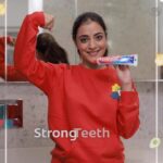 Nisha Agarwal Instagram - #AD My kids deserve the best of everything. This is why I ensure they have a healthy diet. But that’s not enough. Do they need something else? 🤔 Of course! They need STRONG TEETH! A strong set of teeth will help you chew better and break down the food properly to extract maximum nutrients from it. And to make teeth stronger, we use Colgate Strong Teeth! Its calcium boost formula makes teeth 2x stronger! I trust and recommend Colgate Strong Teeth. Go get it! STRONG TEETH = STRONG YOU! 💪 @colgatein #StrongTeethStrongYou #ColgateStrongTeeth #StrongTeethCompleteNutrition #nutritionist
