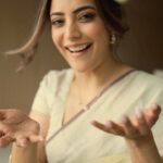 Nisha Agarwal Instagram - Graceful yet versatile just like the Mogra, CaratLane’s latest collection is every bit as gorgeous and easy to wear💜 Use code “NAxCL” and get 10% off on ALL diamond jewellery @caratlane 🤩 #Ad #CaratLane #GiftACaratLane #MyCaratLaneStory