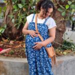 Nithya Menen Instagram - NORA 🤎 🌸 ! Pregnancy never looked cuter ... 🥹 📷 @grgcsabu @wonderwomenfilm I absolutely LOVED and had sooo much fun playing Nora ... will be sharing lots of adorable pictures from behind the scenes . Note : I am not REALLY pregnant.