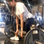 Nithya Ram Instagram - “Never miss a Monday”😅❤️ #instateels #instagood #workouroutine #sweatitout #gymmotivation #femalefitnessinspiration