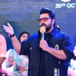 Nivin Pauly Instagram – Stanley and his friends in #AbuDhabi 🇦🇪 
The love and energy at the Al Wahda Mall was astounding. ❤️😊

#SaturdayNightMovie in theatres from Nov 4th.