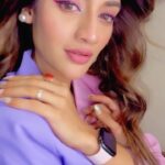 Nusrat Jahan Instagram - Just like that… coz pink is the new black!! 💖 #makeupreel #trending #trendingreels #pink #colour #fallmakeup