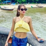 Nusrat Jahan Instagram - Tanned AF ☀️ #ınstagood #instafashion #suntan #sun #yellow #feelgood #beyou #likeforlikes