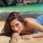 Nusrat Jahan Instagram - Sun & Sand 🏝 #instagood #picoftheday #beachlife #beach #sunday #vibe #likeforlikes