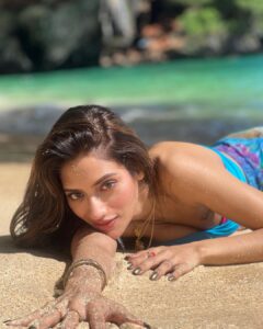 Nusrat Jahan Instagram - Sun & Sand 🏝 
#instagood #picoftheday #beachlife #beach #sunday #vibe #likeforlikes
