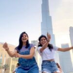 Nyla Usha Instagram – Nothing like dancing..👯‍♀️ ..
when everyone’s watching..👀..
.
.
.
#burjkhalifa #dubaisunsets #dancingontheroad #dubaimall #dubai #bffgoals #randomdanceinpublic