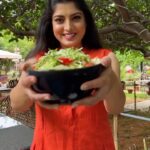Papri Ghosh Instagram - Releasing today @6.30pm Watch it only on Explore with naresh and papri @naresheswar 😍😍 #explorepage #newcafe #foodie #pandavarillam #paprighosh #auroville #hopecafe