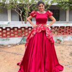 Papri Ghosh Instagram - Dress & Jewelry @zyr_designingstudio #gown #print #designer #dress #actress #paprighosh #suntv #show #trichy