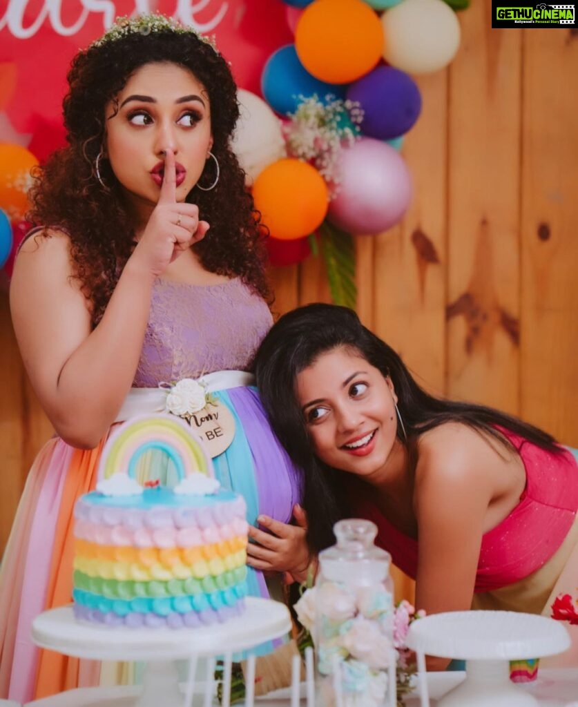Pearle Maaney Instagram - Happy Birthday Rachel… Vavachi… to my most special person.. my sister..my bestie…❤️ you always make me wonder how someone can be so perfect… 😍so beautiful and so elegant… I love you and I am so proud of you. times have changed.. from pillow fights to mommy talks… it’s crazy ! But just remember, in whatever you do… I’ve got your back. Thank you for being you. May this day remind you that your Birthday is a Blessing that people who know you count. 😘😘😘 . PS: the last pic is just Too cute 🥰😋 it’s The mini versions of us