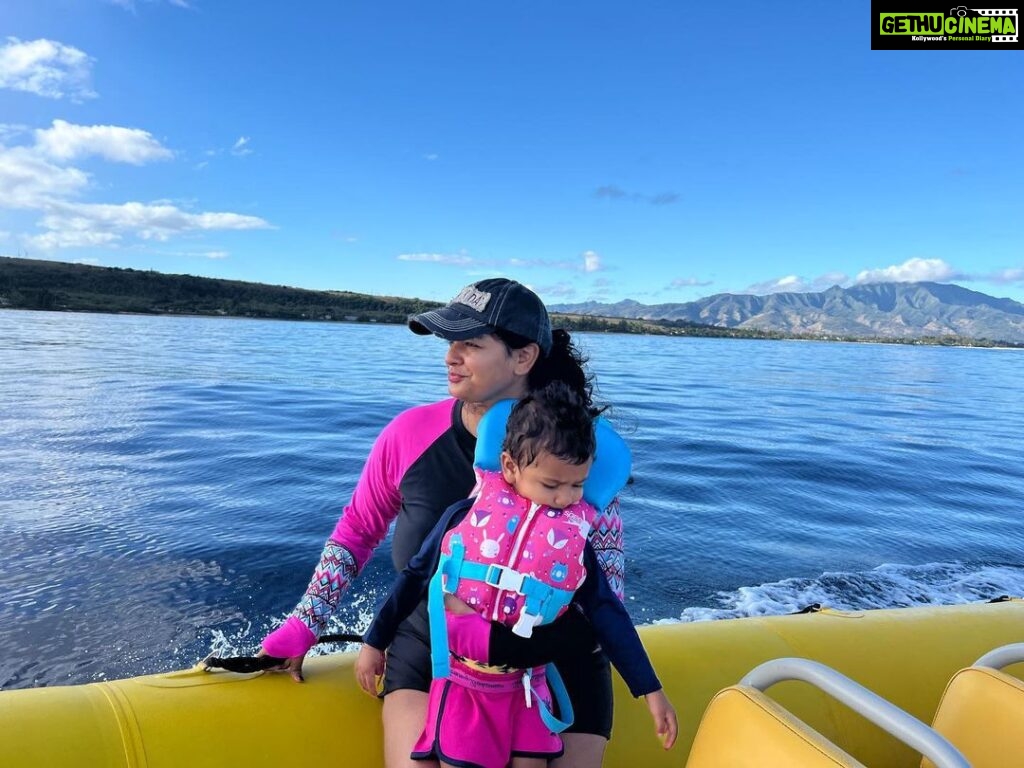 Pooja Kumar Instagram - Took my baby on a boat in the north shore in #honolulu and showed her dolphins and baby sharks! She swam in the ocean for the first time and don’t worry there weren’t any sharks around just beautiful coral and a variety of fish. I think we have made her fear of water go away and now she can really love it!! #hawaii #islandlife #fish #water #north #northshore #america #india #tamil #telugu