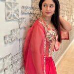 Poonam Bajwa Instagram - Caption ideas ? Park Hyatt Chennai