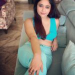 Poonam Bajwa Instagram - The game was called Match the couch 🦋 📸 @curls_and_curves555