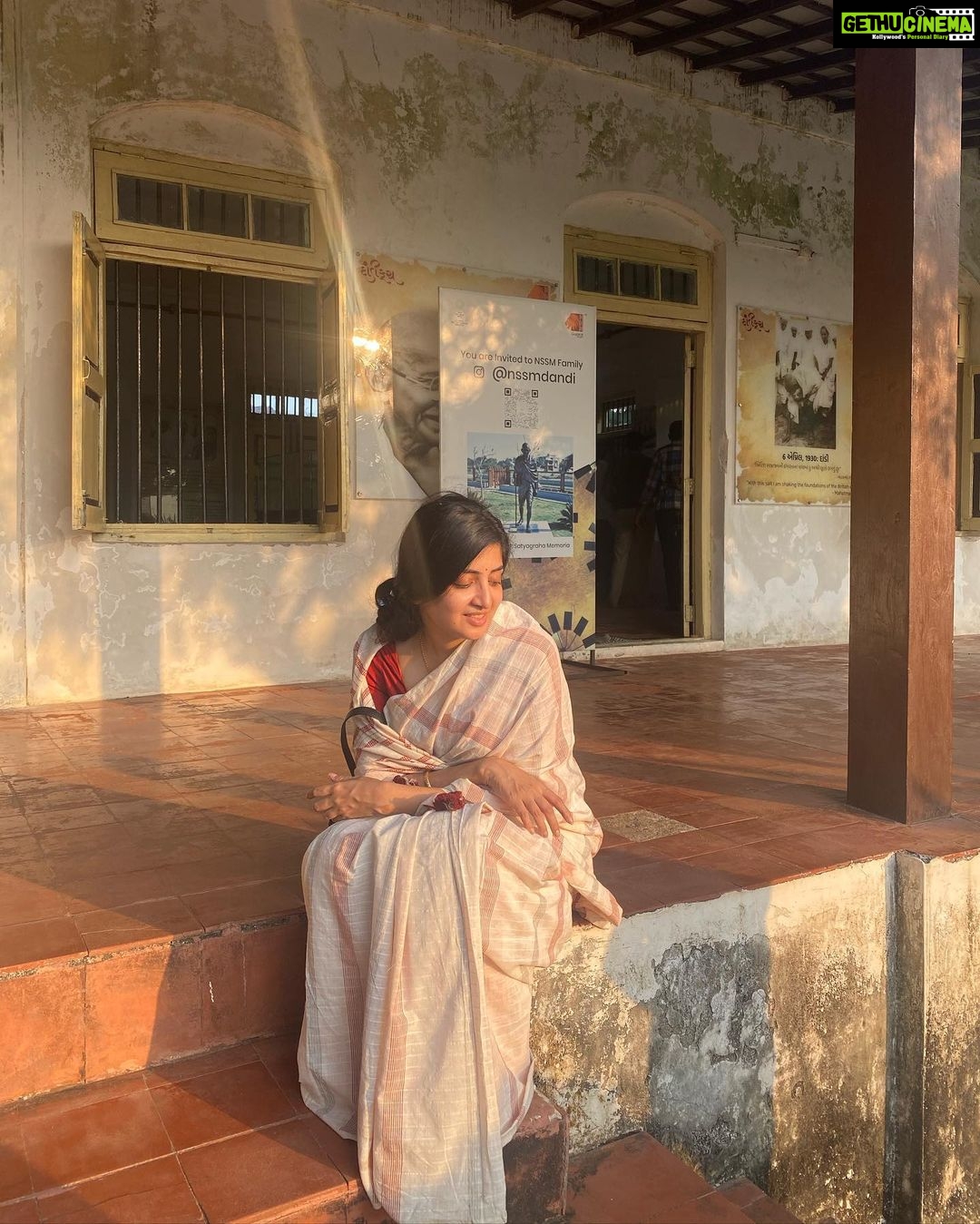 Poonam Kaur Instagram - meditative experiences are often difficult to articulate - man who never wore a robe or declared himself as yogi had actually created revolution with - SILENCE - SALT and SACRIFICE - for the world to declare him a leader and celebrate’s him for more than 150 years - needs to be understood that it doesn’t really come easy , neither strategies or nor planning but the thought of deep care and love for All from every cell of your body and soul consciousness - the alignment of the world is towards love and care which leads to ultimate happiness - that’s what makes a human Eternal - TRUE LEADERS - who are rarity now specially in the world we latch upon people who are showing good than doing good - we need to think again - where is our collective consciousness leading us into ? Where exactly ? Why with a little we were most glowing and happy and why with more are growing into depressed state collectively - There cannot be growth without HARMONY ! As he said “ Be the change you want to see in the world “ #omshanti @nssmdandi Dandi Kutir