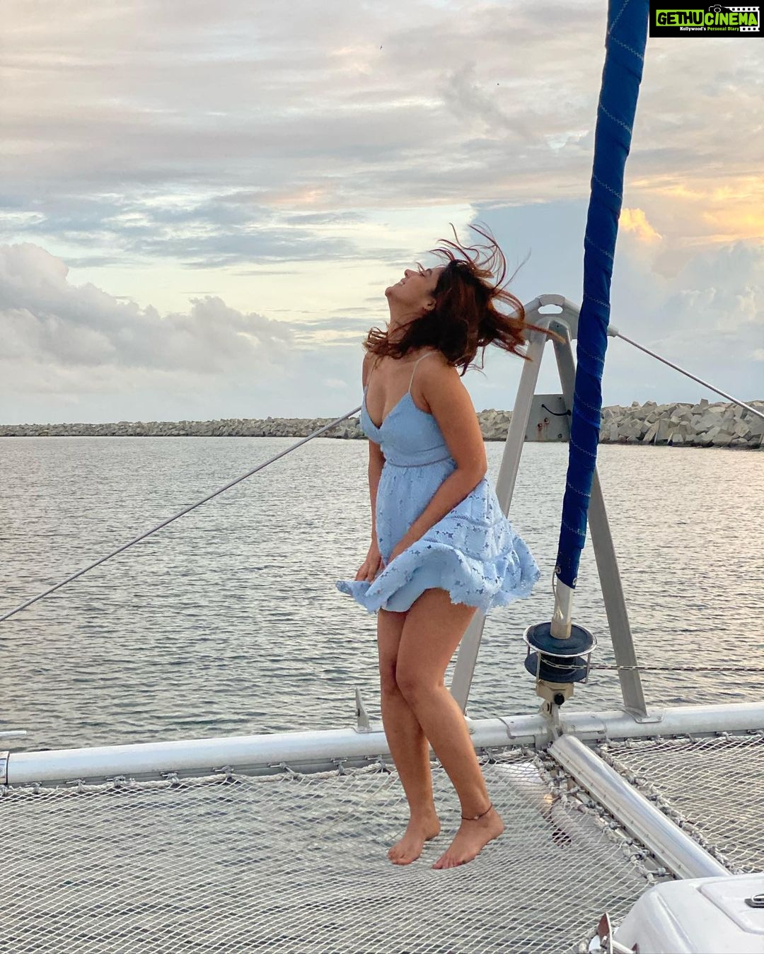 Pranati Rai Prakash - 19.5K Likes - Cruising, decluttering and believing
#travel #newexperiences #nature
