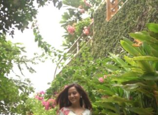 Preetika Rao Instagram - Nature ❤ . . . . . . . . . . #goodmorning #shayarilove #shayarilover #voiceover #preetikarao