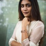 Priya Varrier Instagram - Insert:Tamil romance hits✨