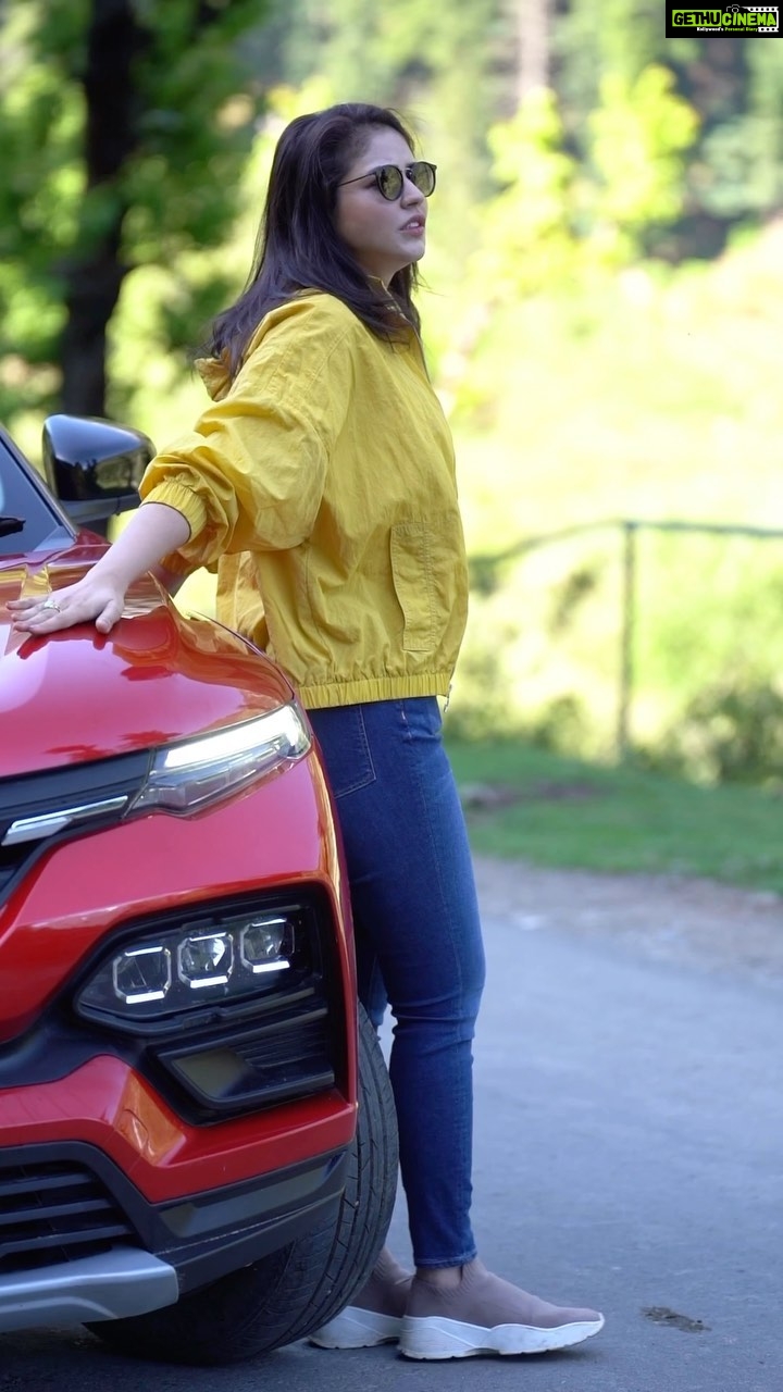 Priyanka Jawalkar Instagram - The Renault Kiger makes travel look so easy and beautiful - just as the way its meant to be. I believe that travel can make your inner child happy and satisfied, and the Kiger lets you do just that - effortlessly. Experience #thekigerlife One memorable experience with @renaultindia. #RenaultKiger #KigerInJammuKashmir #kashmir #instagood #instadaily #mountains #kashmirdiaries #kashmirtourism #reelsindia#reelsviral #reelsinsta #travelgram #pahalgam #storiesofindia