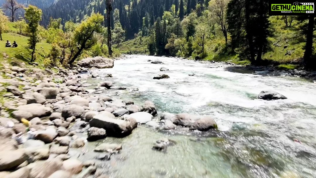 Priyanka Jawalkar Instagram - Pahalgham was the perfect place to visit this summer! Beautiful waters, brilliant meadows and the perfect adventure with #RenaultKiger 🌈 Truly, a once in a lifetime experience. @renaultindia you really outdid yourself with this beauty. It’s smart, stunning and sporty design vibed with me and my lifestyle. Thank you for inviting me to this experience. ☺️ #Renaultkiger. #theKigerlife #KigerInJammuKashmir #RenaultKiger #kashmir #instagood #instadaily #mountains #kashmirbeauty #pahalgam #beautifulviews #kashmirnow #kashmirdiaries #visitkashmir @renaultindia #cars#carphotography#cargram #carlifestyle