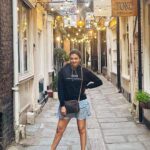 Priyanka Mondal Instagram - London baby☺️ #priyankamondalofficial Richmond Bridge, London