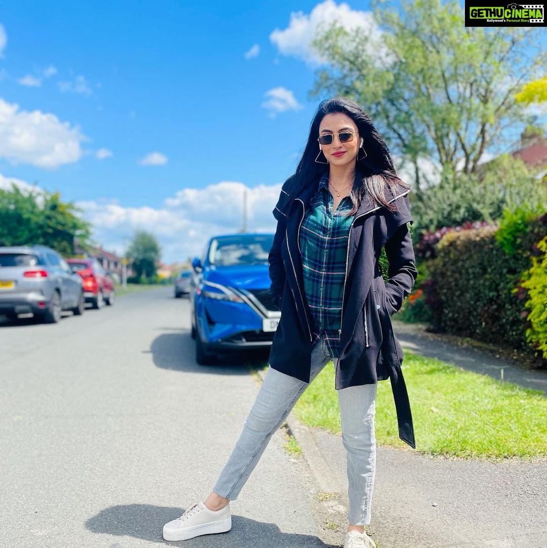 Priyanka Mondal Instagram - #londonlife London, United Kingdom