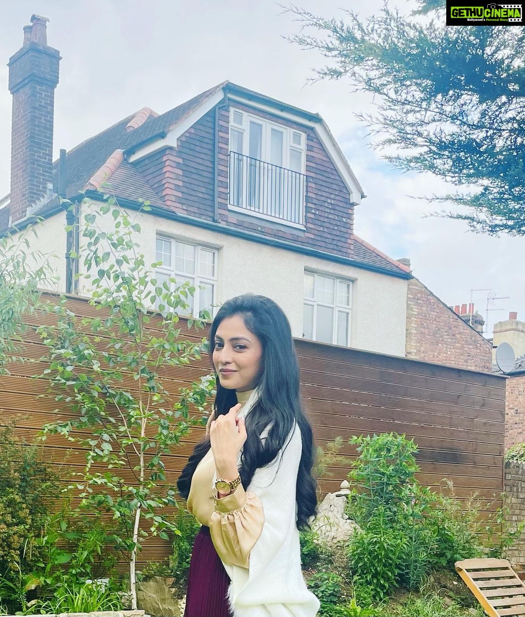 Priyanka Mondal Instagram - Some days the smallest success is the biggest win 😊 #londonlife #happysoul #blessed #london2022🇬🇧 #priyankamondal London, United Kingdom