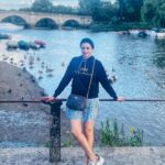 Priyanka Mondal Instagram - London baby☺️ #priyankamondalofficial Richmond Bridge, London