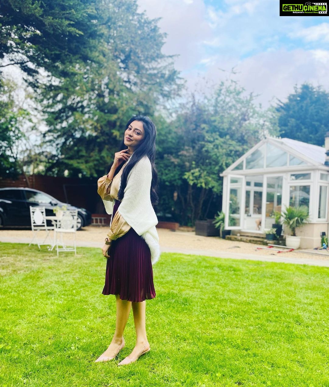 Priyanka Mondal Instagram - Some days the smallest success is the biggest win 😊 #londonlife #happysoul #blessed #london2022🇬🇧 #priyankamondal London, United Kingdom
