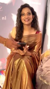 Priyanka Nair Instagram - The beautiful @priyankanairofficial . . . . #priyankanair #priyankanairofficial #indianactress #southindianfilms #mukeshmuralimakeover #mukeshmuralimakeup #bornonistagram #thallumaala #thallumalasong