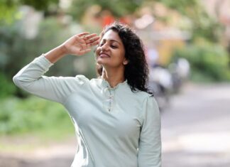 Priyanka Nair Instagram - Walk through life with minds wide open. 📸 @jaikumar_vairavan #priyankanair #instaday #instadaily