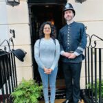 Priyanka Nair Instagram – Just before stepping into the world of crime 🔍
📸 @shalugeorge91 
@sgeorge_mua 
#backerstreet221b #london#priyankanair#worldofcrime The Sherlock Holmes Museum