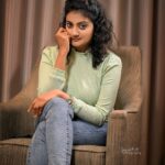 Priyanka Nair Instagram - When you being real, you ain't worried 'bout who fake. 📸 @saneshphotography #priyankanair #instagram #fridaymood Crowne Plaza Kochi