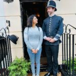 Priyanka Nair Instagram - Just before stepping into the world of crime 🔍 📸 @shalugeorge91 @sgeorge_mua #backerstreet221b #london#priyankanair#worldofcrime The Sherlock Holmes Museum