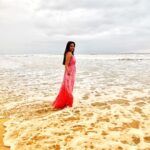 Pujita Ponnada Instagram - In my element 💫 Thanks for the love you are all showing for ‘Aakasa Veedhullo’, you guys made my week 💗 Pic credit: @pethakamsetti 😘 #pujitaponnada #actor #love #happiness #goadiaries The Southern Deck