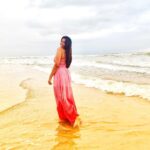 Pujita Ponnada Instagram - In my element 💫 Thanks for the love you are all showing for ‘Aakasa Veedhullo’, you guys made my week 💗 Pic credit: @pethakamsetti 😘 #pujitaponnada #actor #love #happiness #goadiaries The Southern Deck