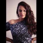 Pujita Ponnada Instagram - Pursue what sets your soul on fire 🔥 📸 @thescienceofphoto #pujitaponnada #actor #love #happysunday